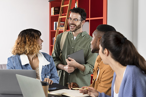 personas en curso formación